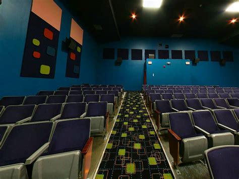 7501 West Cermak Road , North Riverside IL 60546 | (708) 442-9203. 3 movies playing at this theater Thursday, April 6. Sort by.